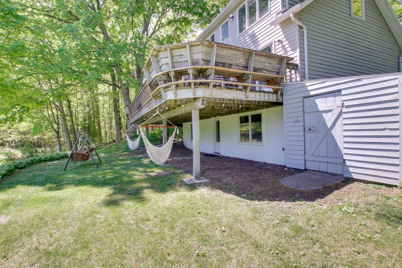 Updated Home With Deck 2 Mi To Sister Bay Beach! Exterior photo